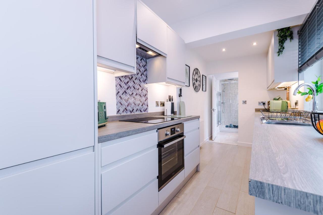 Stunning 3-Bed Home In Nantwich By 53 Degrees Property - Amazing Location, Ideal For Groups - Sleeps 6 Exterior foto